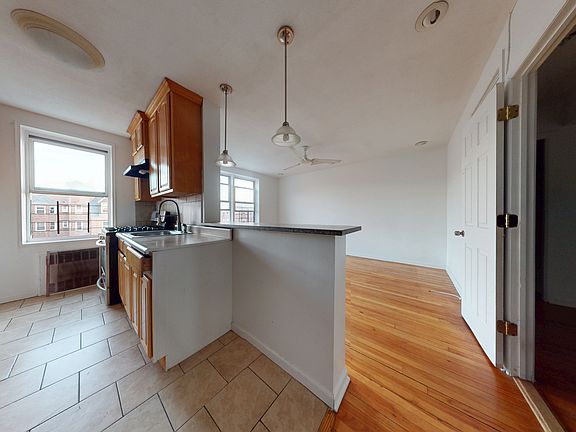 4th image of 8611 34th Ave APT 6J