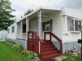 14146 E Dr, Plymouth, MI 48170