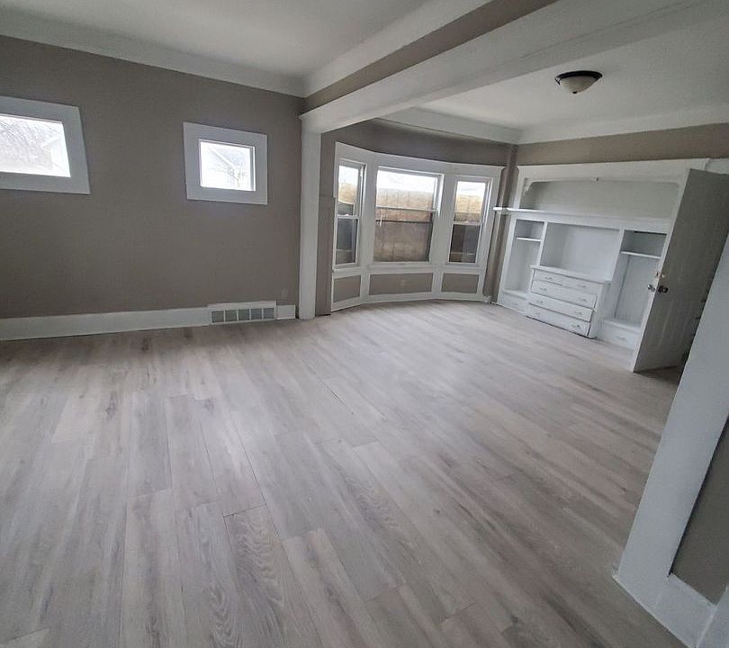 1st image of 2403-2405 N 39th St #2403