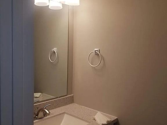 4th image of 110 Solebay St