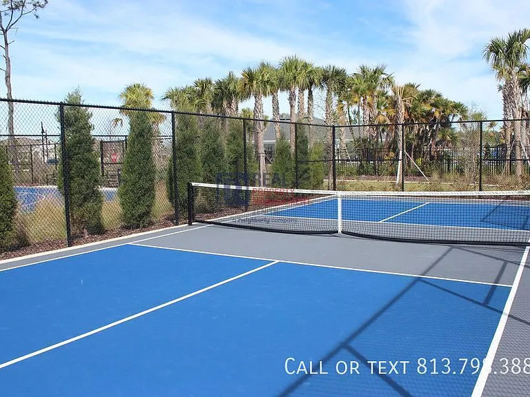 3911 N Maryland Ave — Photo 47