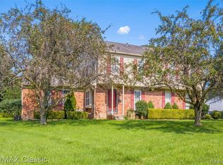 24701 Greater Mack Ave, Saint Clair Shores, MI 48080