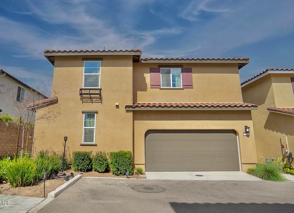 1st image of 376 Fuerte Dr