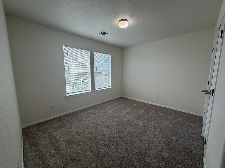 13802 Greyfield Ln — Photo 13