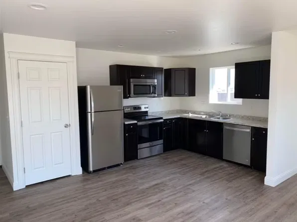 322-324 E 7th St, Warden, WA 98857
