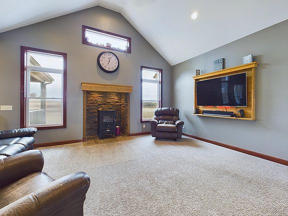 5th image of 22945 Cimarron Dr