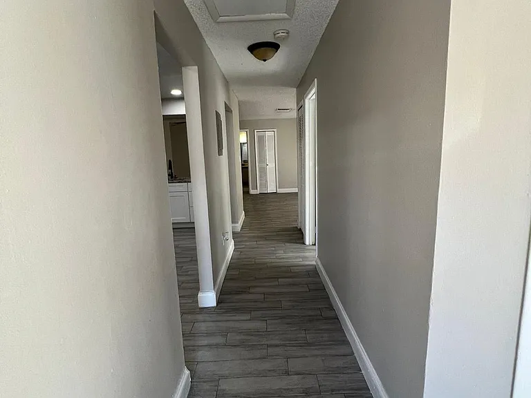 1512 Sophie Blvd — Photo 4