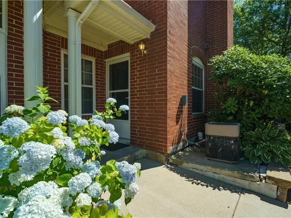 626 Smithfield Rd N Unit 705, Mashpee, MA 02649