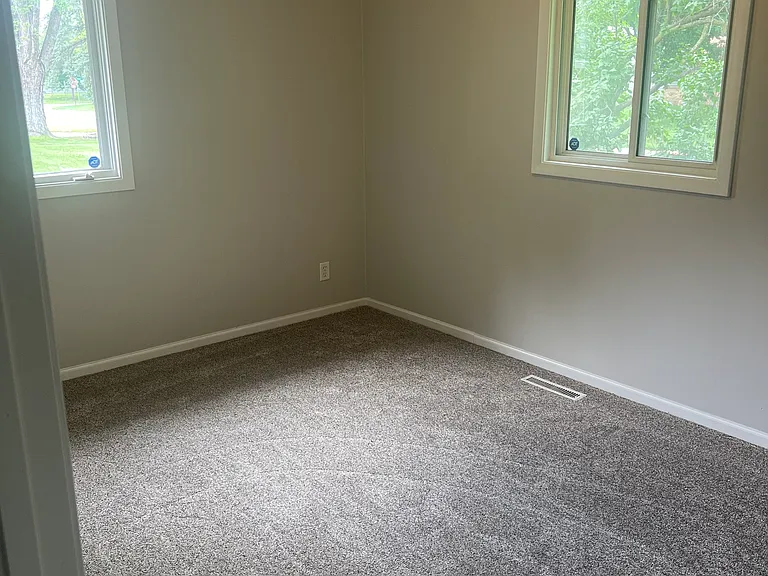 12208 Monroe St NE — Photo 7