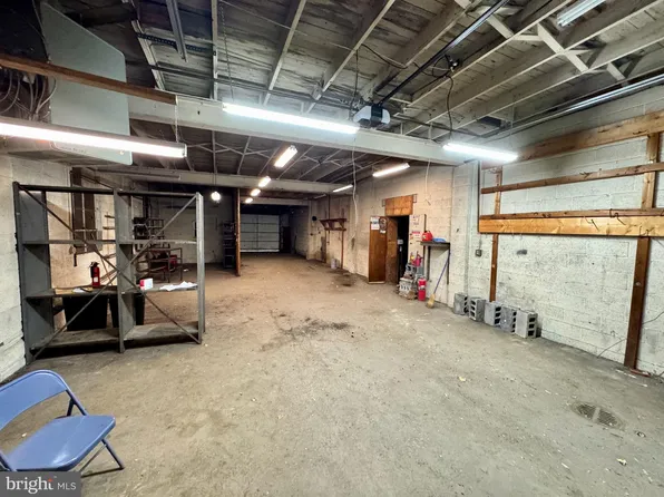 559-561 W Newton Ave, York, PA 17401