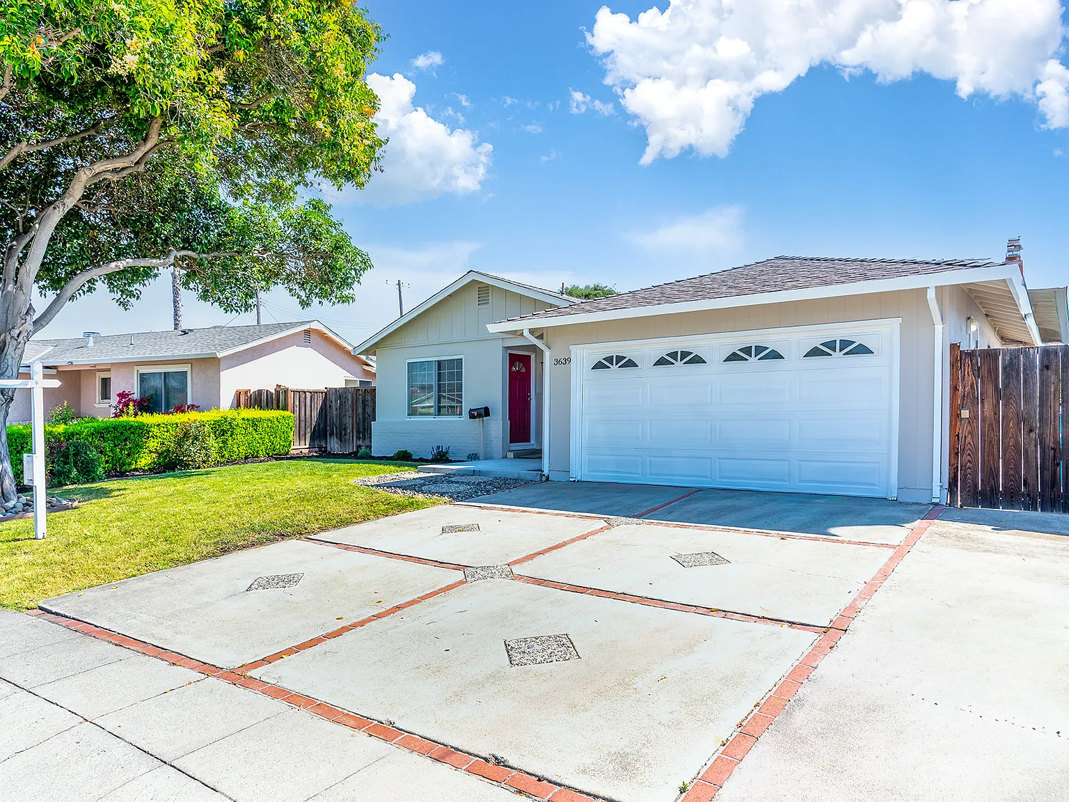 6 bed, 1734 sqft, $6,500 — Photo 3