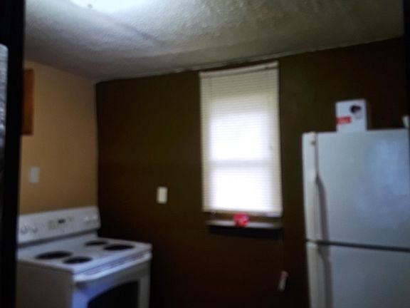 5th image of 4049 N Fairhill St