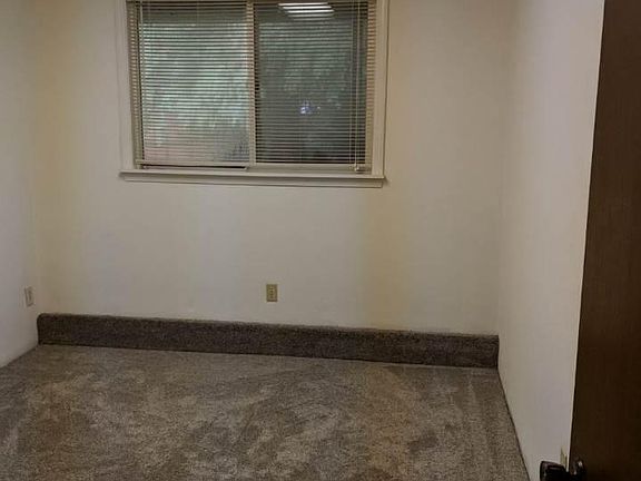 3rd image of 17527 201st Ave NE