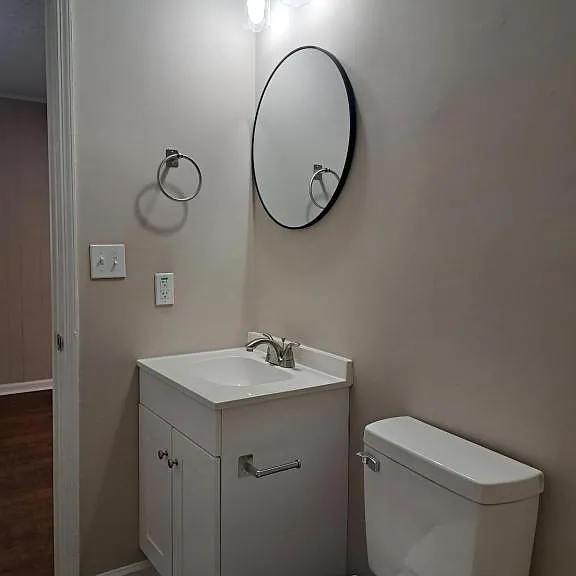 140 Prentice Pl #H — Photo 3