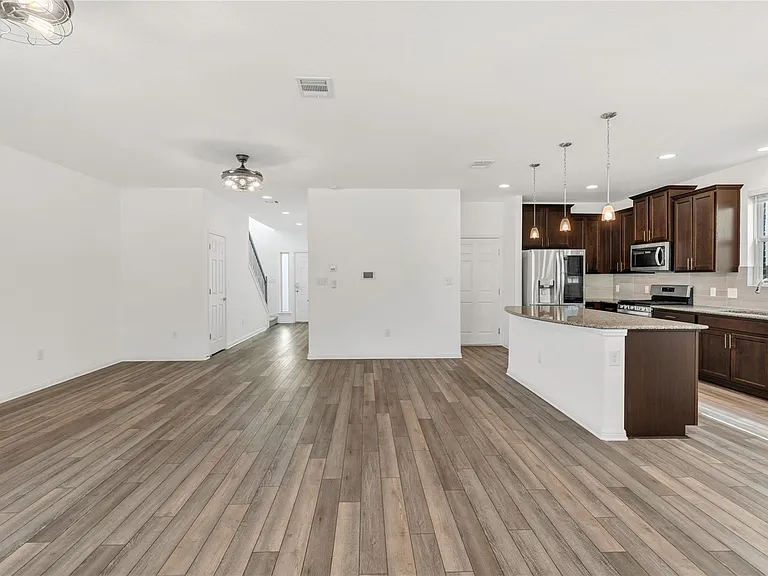 104 Turkey Creek Ln — Photo 9