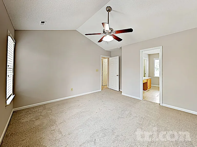 2207 Planters Knoll Dr — Photo 8