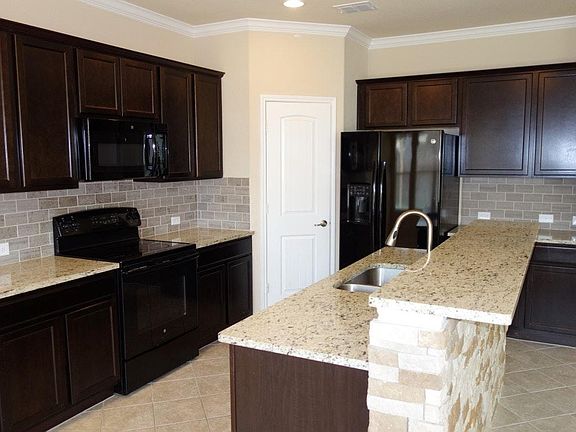 4th image of 11620 Champion Creek Dr