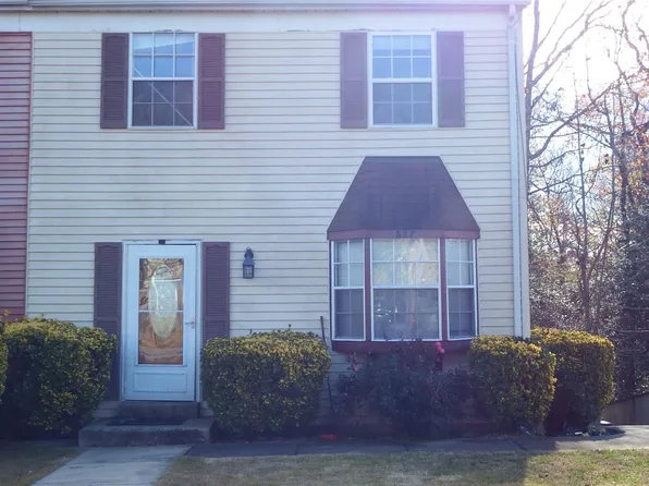 837 Laurel Ln, La Plata, MD 20646
