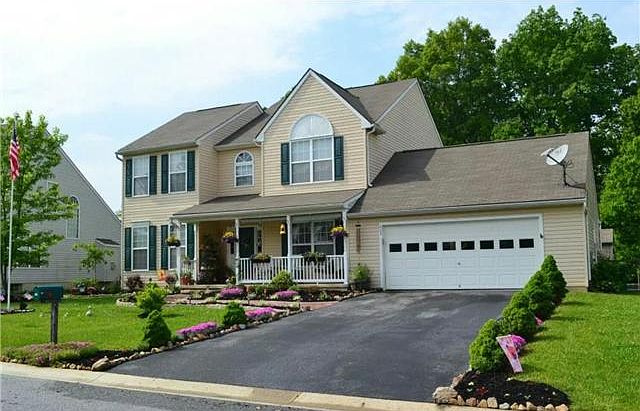 1st image of 409 Osbourne Ln