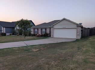 19305 Cypress Ct, Catoosa, OK 74015