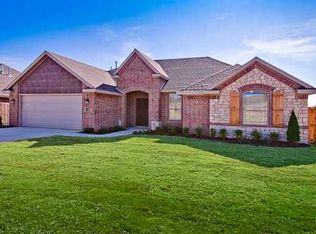 2954 Raven Ln, Fayetteville, AR 72704