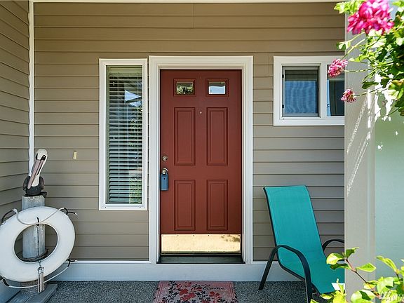 2nd image of 3140 5th Ave NW