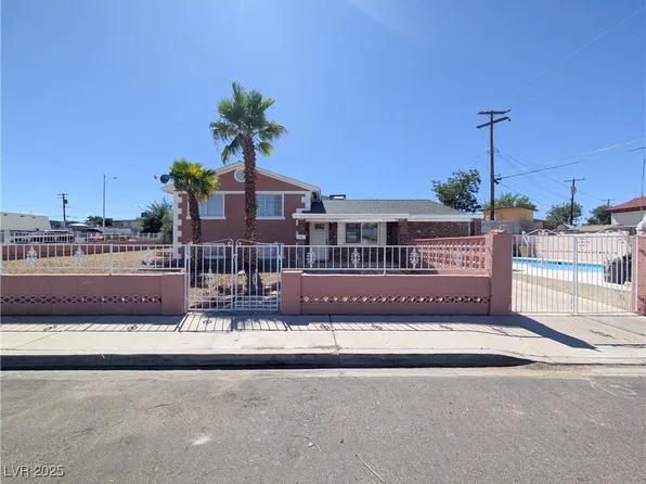228 Falcon Ln, Las Vegas, NV 89107