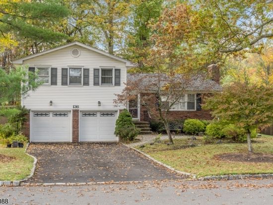 136 Woodbine Cir, New Providence, NJ 07974