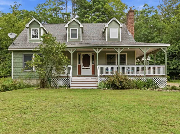 7 True Road, Pittsfield, NH 03263