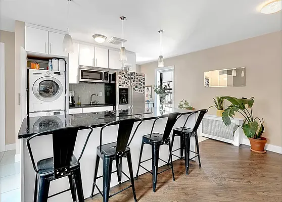 Rented by REAL New York | media 3