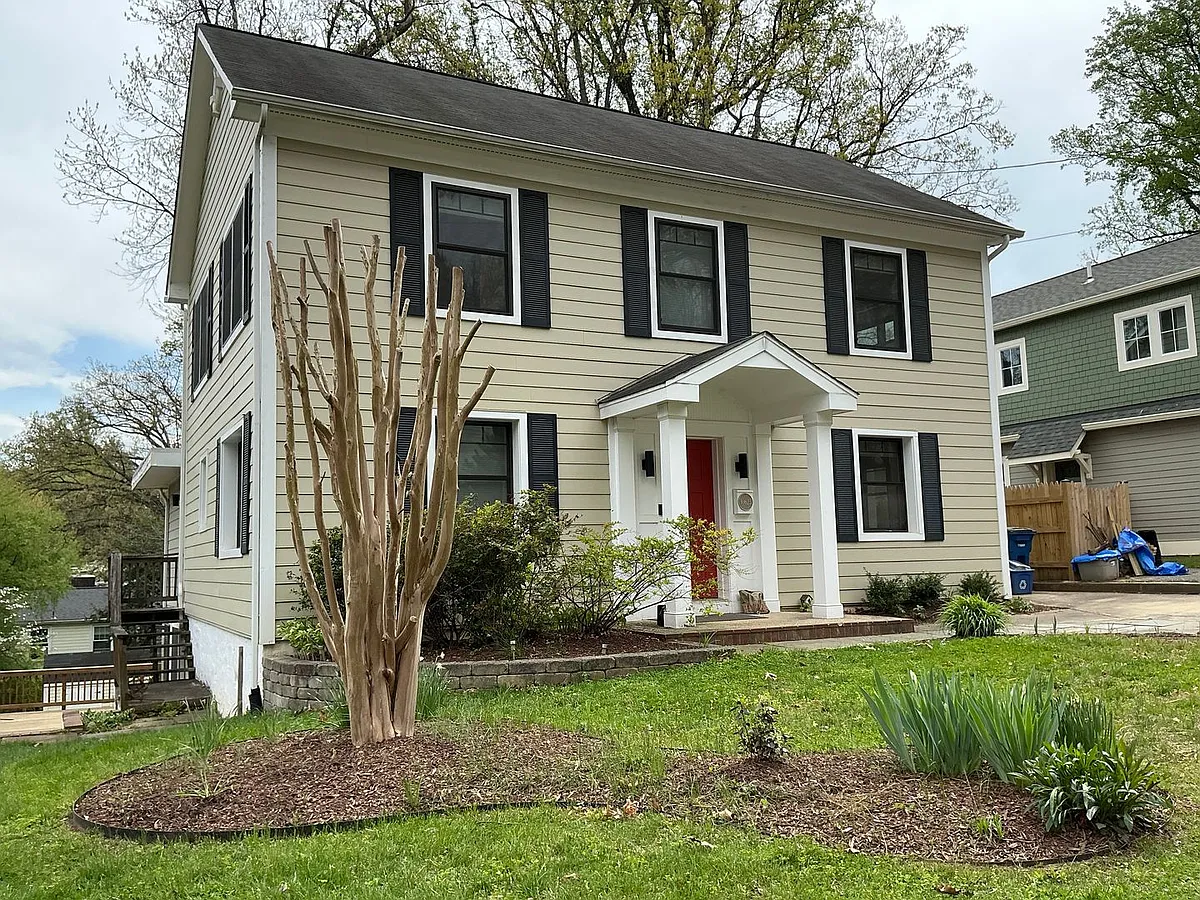 Building Photo - 10623 S Dunmoor Dr