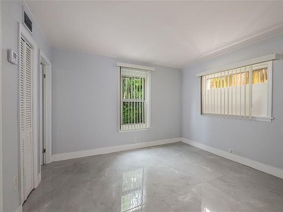 3rd image of 1608 NE 2nd Ct