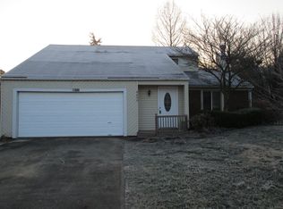 8800 Roman Ct, Louisville, KY 40291