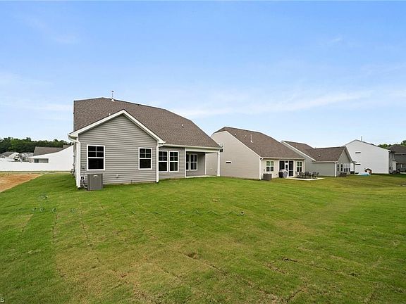 2nd image of 740 Brooklet Ct