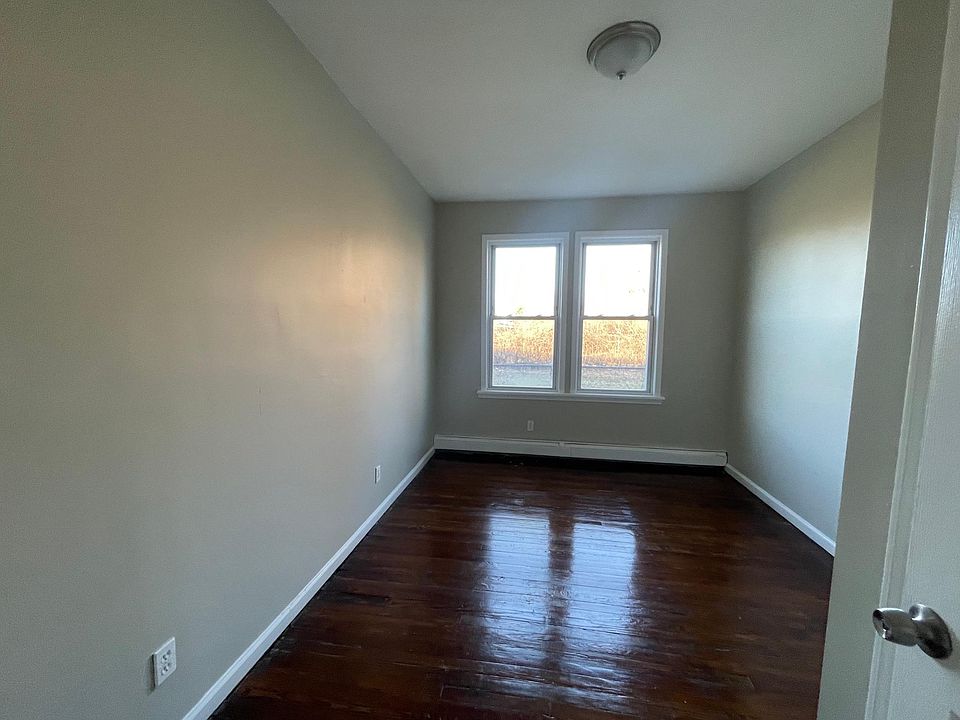 238 Leslie St Newark NJ Zillow