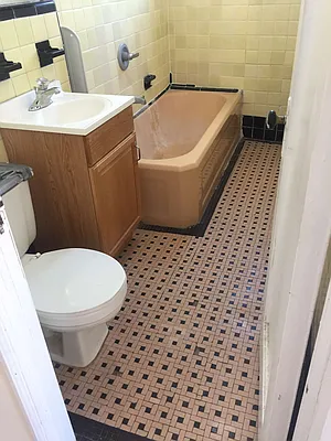 Rented by Metroline Realty | media 26