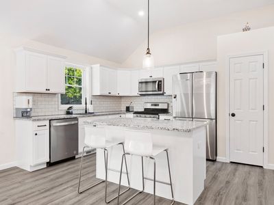 35 Chickering St, Lawrence, MA, 01843