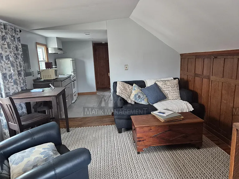 1005 4th Ave NW #1/2 — Photo 11