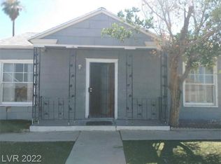 12 Sycamore Ln, Las Vegas, NV 89101