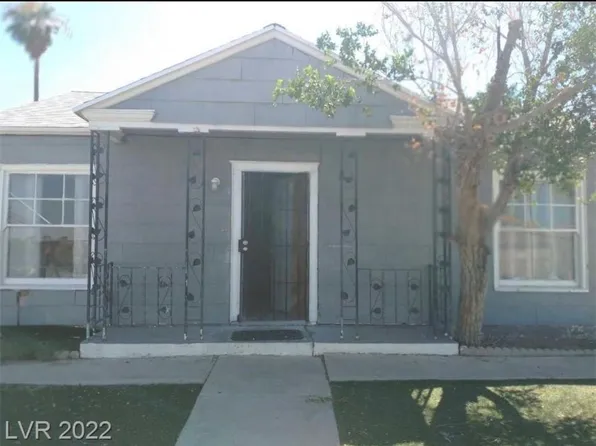 12 Sycamore Ln, Las Vegas, NV 89101