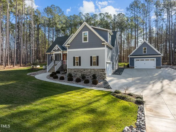 142 Mohawk Dr, Louisburg, NC 27549