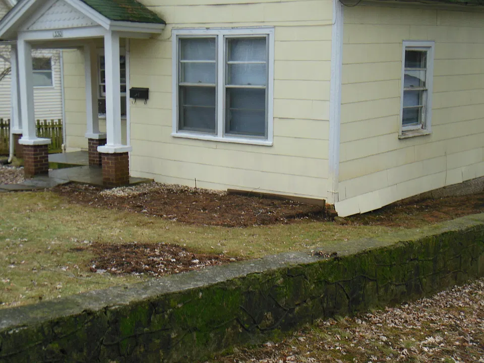 1330 Indianola St