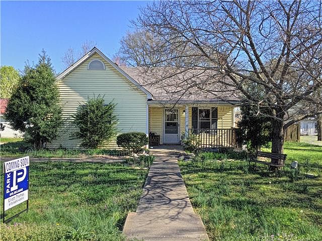 2nd image of 5832 Robertson Ave