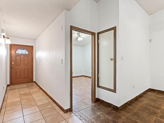 2nd image of 3909 Tierra Zafiro Dr