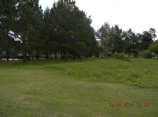 113 Sweetbriar Lakes Dr, Thomasville, GA 31757
