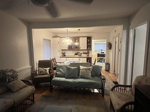 5th image of 2204 Cottage Grove Ave