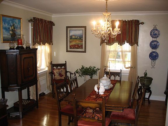 Large sep dining room