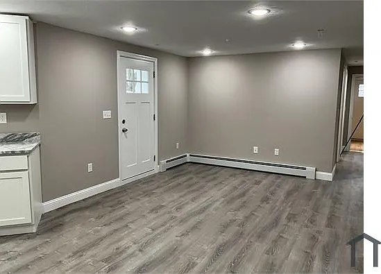 51 Windsor St — Photo 13