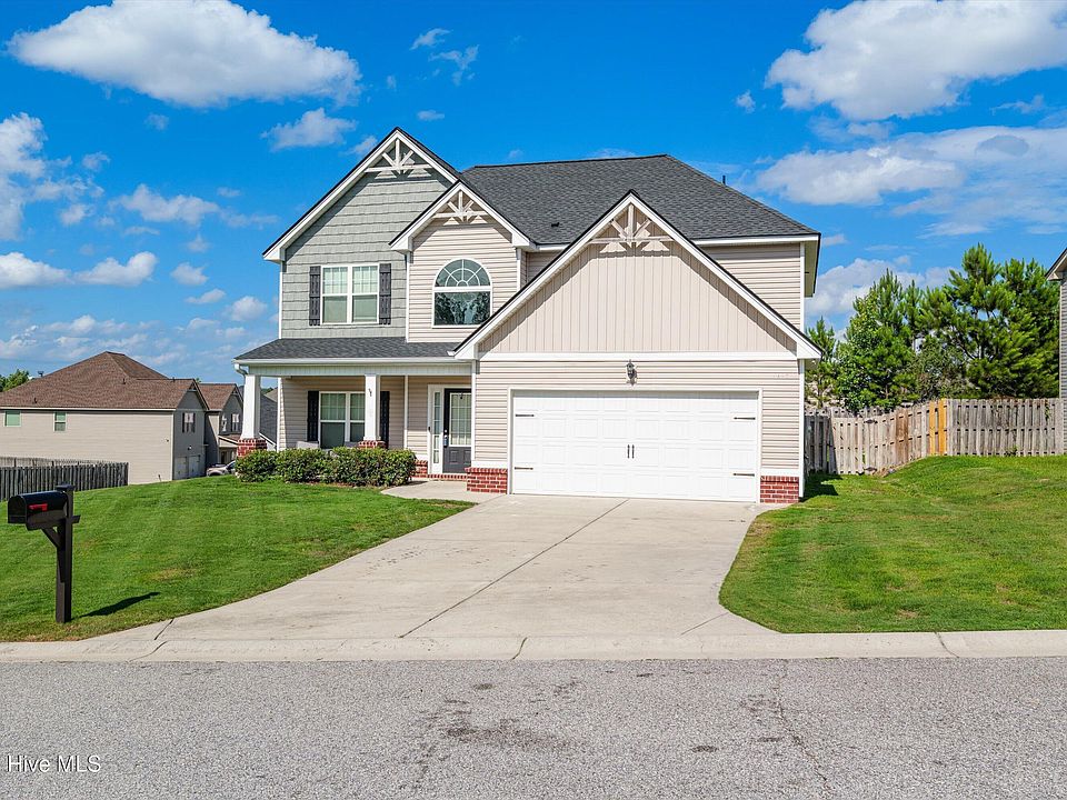 1st image of 2758 Huntcliffe Drive