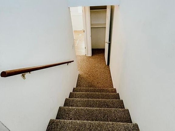 5th image of 7920 Quail Dr APT A